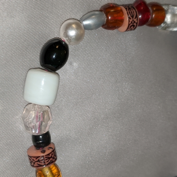Vintage Beaded Bracelet - Picture 4 of 8
